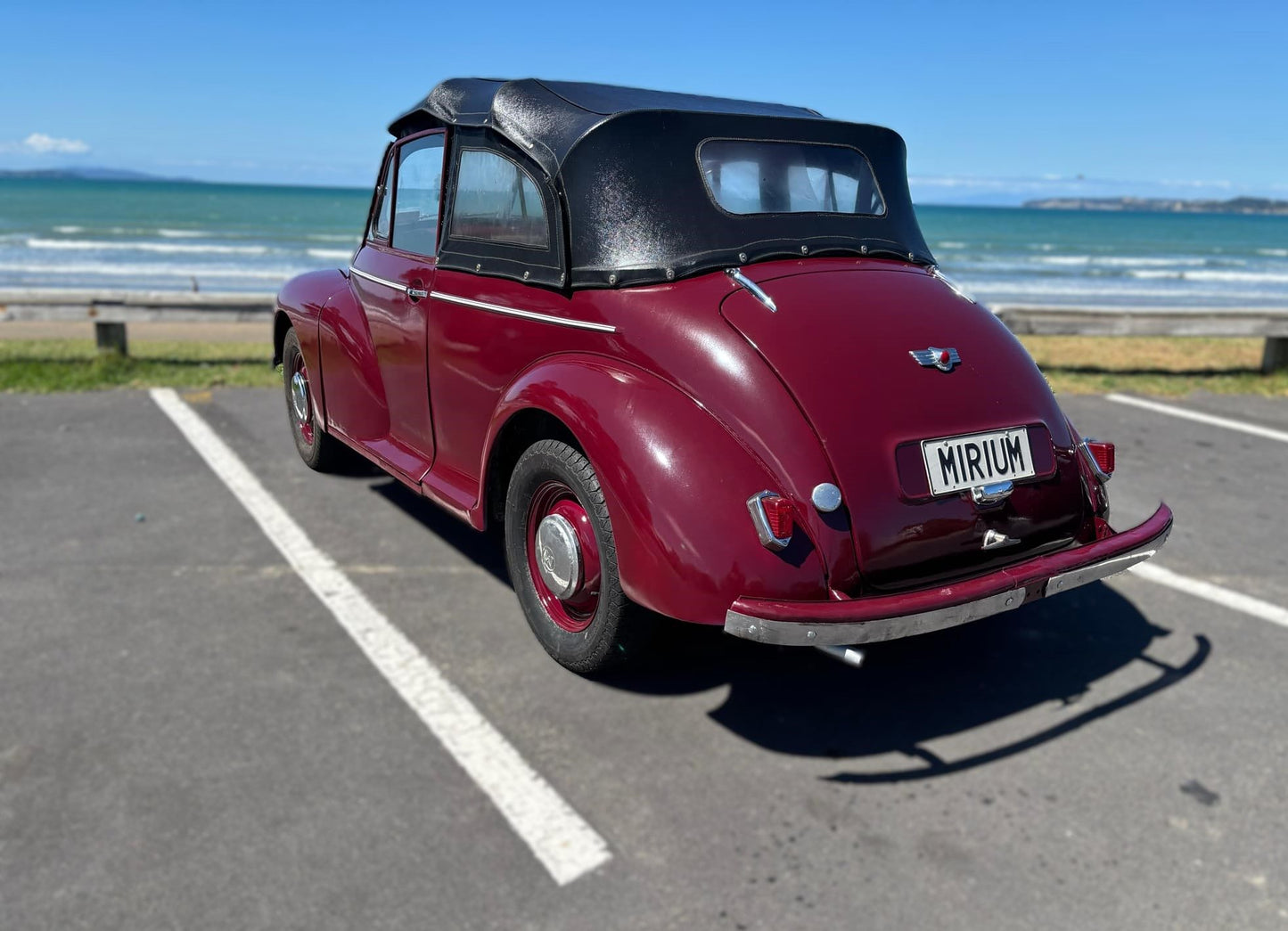 1950 Morris Minor Convertible - Mirium
