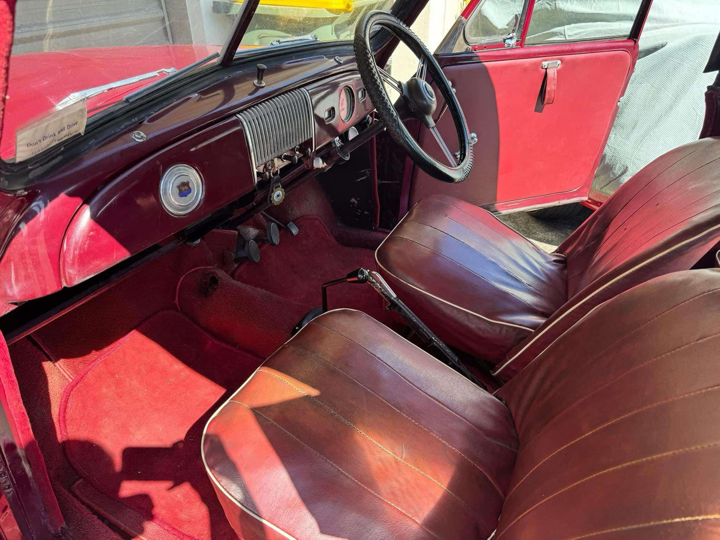 1950 Morris Minor Convertible - Mirium